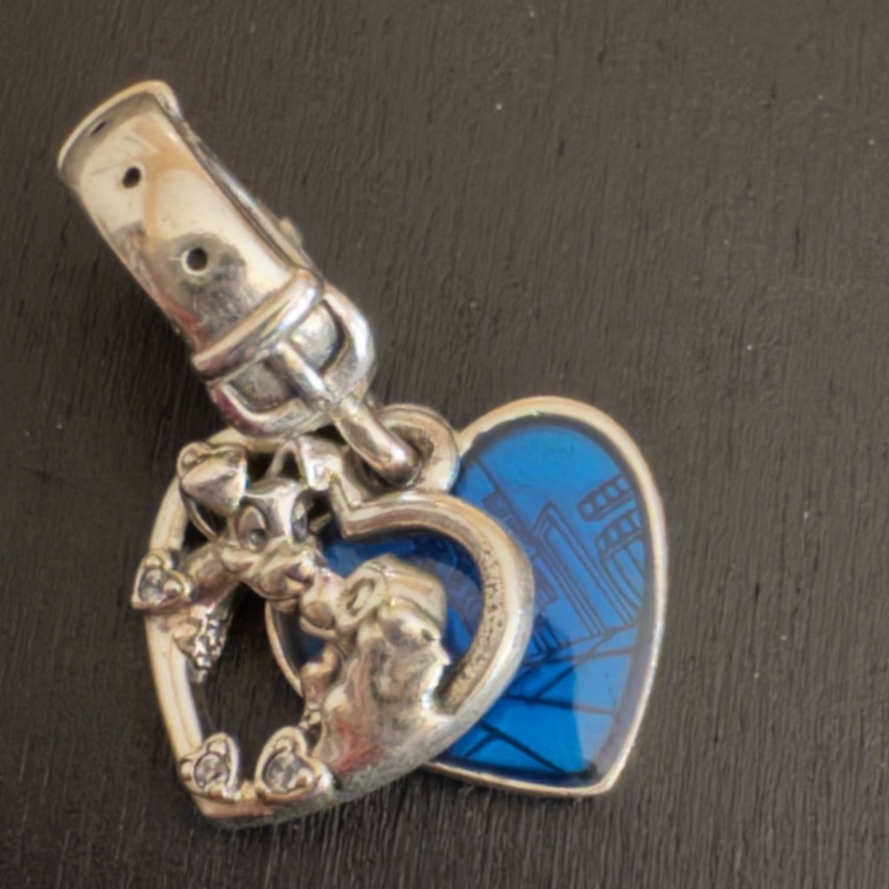 Pandora x Disney Lady and the Tramp Blue Heart Charm